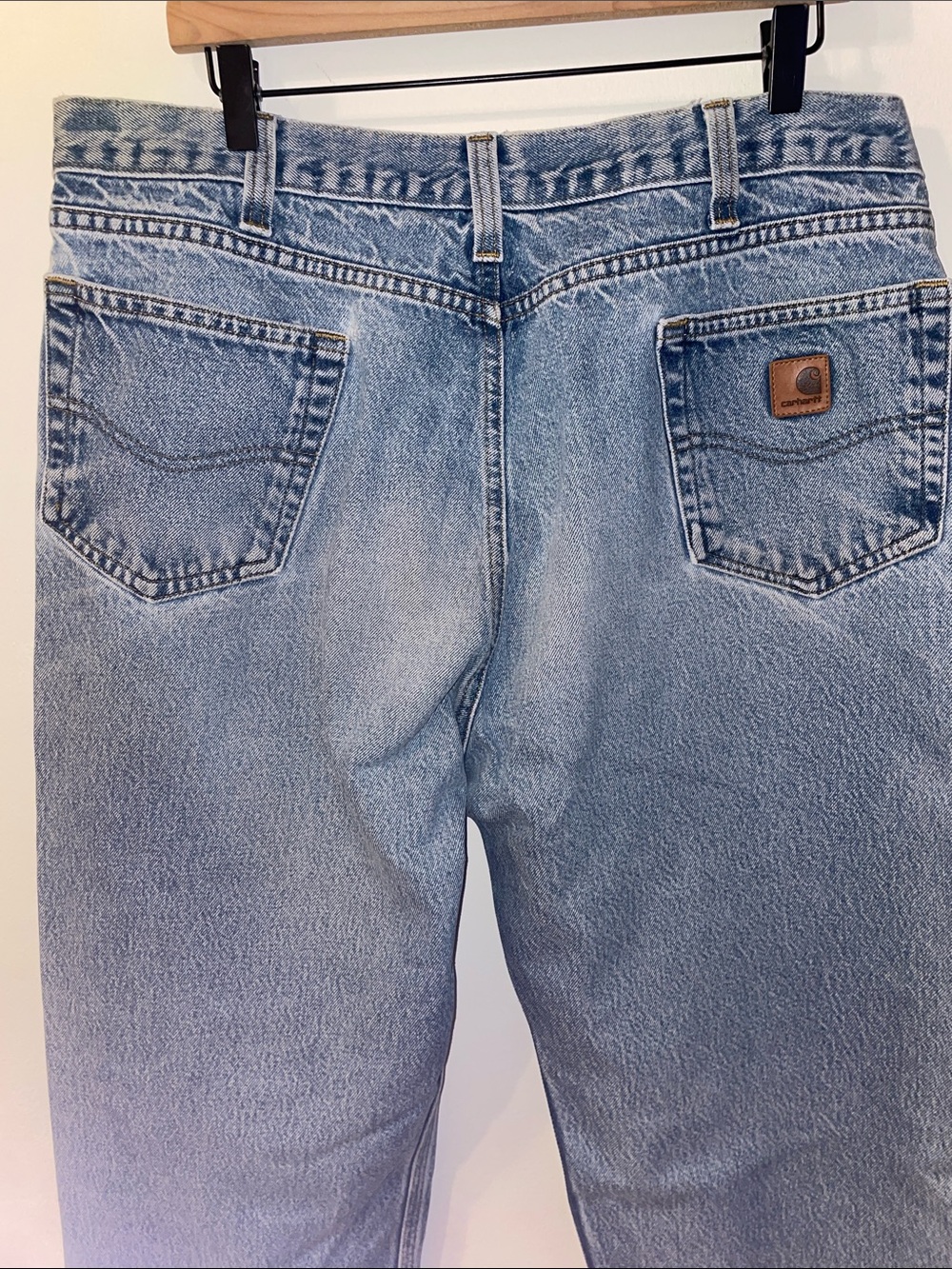 Carhartt Men's Light Wash Straight Jeans Size 40x32 - Picture 5 of 16